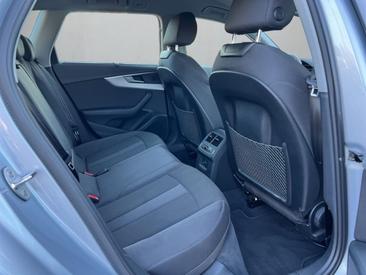 Audi A4 Avant Advanced 30 TDI S Tronic — photo 12