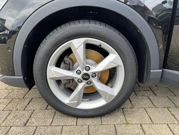Audi Q3 TFSI E 45 E — photo 17