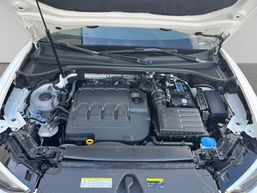 Audi Q3 35 TDI — photo 14