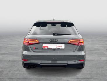 Audi A3 Berline 2.0 TFSI Quattro — photo 4