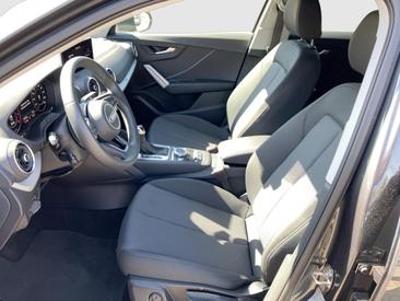 Audi Q2 35 TFSI — photo 9