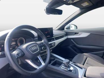 Audi A4 Avant 35 TDI — photo 10