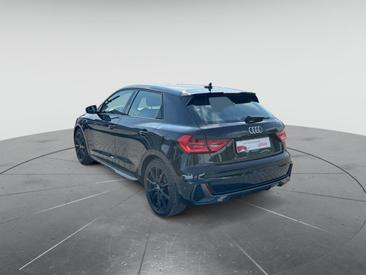 Audi A1 Sportback 35 TFSI — photo 4