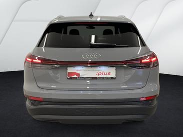 Audi Q4 E-tron 35 E-tron — photo 4