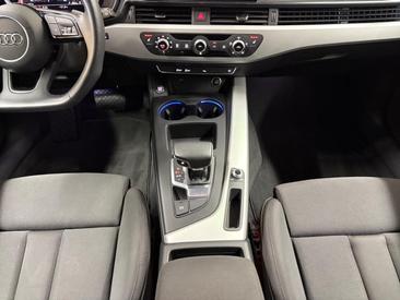 Audi A4 Avant Advanced 30 TDI S Tronic — photo 7