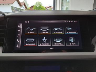 Audi Q4 E-tron 35 E-tron — photo 11