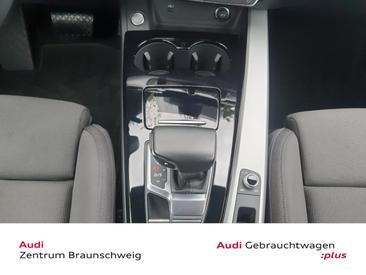 Audi A4 Avant Advanced 30 TDI S Tronic — photo 8