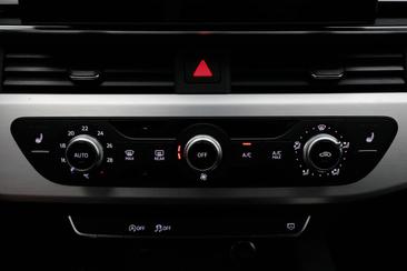 Audi A4 Avant 35 TDI — photo 18