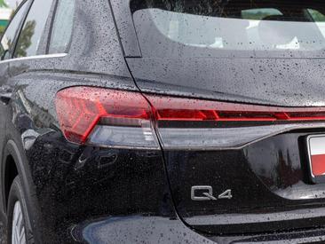 Audi Q4 E-tron 35 E-tron — photo 8