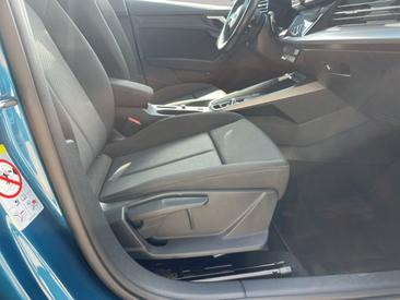 Audi A3 Sportback E-tron 40 — photo 7
