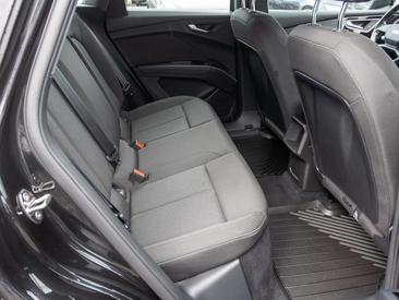 Audi Q4 E-tron 35 E-tron — photo 23