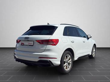 Audi Q3 TFSI E 45 E — photo 2