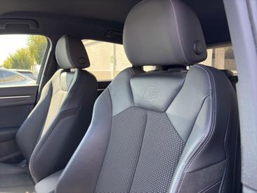 Audi Q3 TFSI E 45 E — photo 24