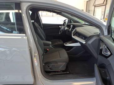 Audi Q4 E-tron 35 E-tron — photo 6