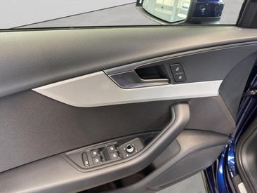 Audi A4 Avant 35 TDI — photo 14