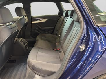 Audi A4 Avant 35 TDI — photo 15