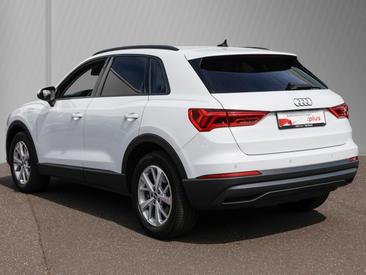Audi Q3 TFSI E 45 TFSI E S Tronic — photo 7