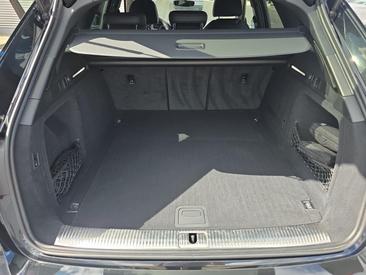 Audi A4 Avant 40 TDI — photo 15