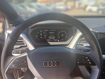 Audi Q4 E-tron 35 E-tron — photo 14