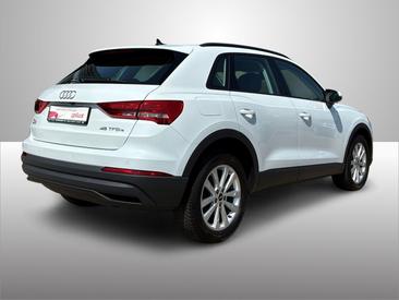 Audi Q3 TFSI E 45 TFSI E S Tronic — photo 5