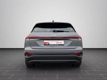 Audi Q4 E-tron 35 E-tron — photo 6