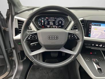 Audi Q4 E-tron 35 E-tron — photo 9