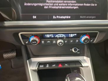 Audi Q3 TFSI E 45 TFSI E S Tronic — photo 18