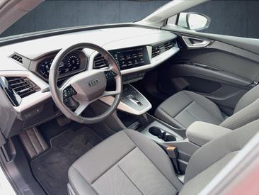 Audi Q4 E-tron 35 E-tron — photo 9