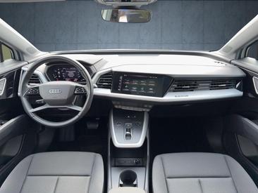 Audi Q4 E-tron 35 E-tron — photo 11