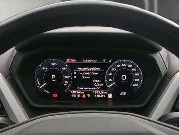 Audi Q4 E-tron 35 E-tron — photo 13