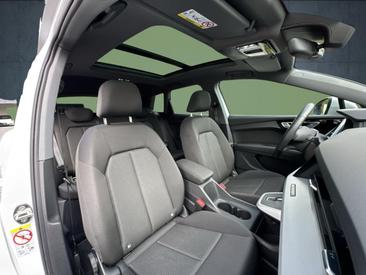 Audi Q4 E-tron 35 E-tron — photo 19