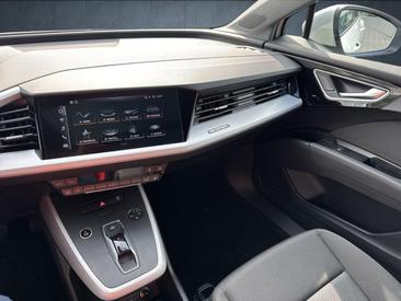 Audi Q4 E-tron 35 E-tron — photo 26