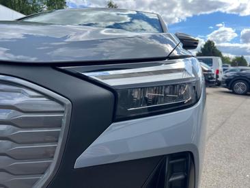 Audi Q4 E-tron 35 E-tron — photo 4