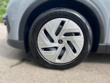 Audi Q4 E-tron 35 E-tron — photo 5