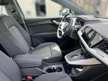 Audi Q4 E-tron 35 E-tron — photo 15