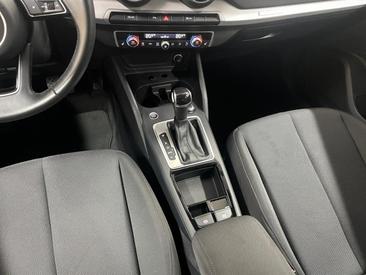 Audi Q2 Advanced 35 TDI S Tronic — photo 7