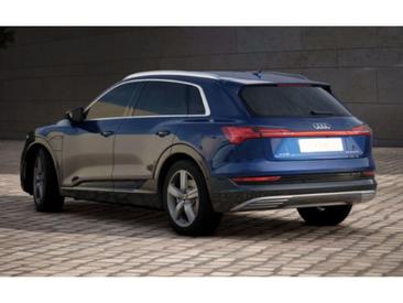 Audi E-tron Advanced 55 Quattro — photo 5