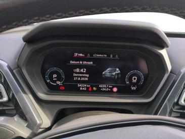 Audi Q4 E-tron 40 E-tron — photo 14