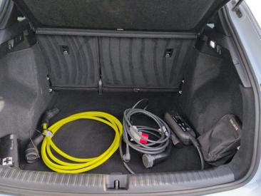 Audi Q4 E-tron 40 E-tron — photo 17