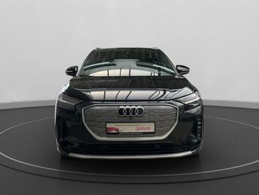 Audi Q4 E-tron 40 E-tron — photo 6