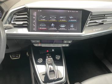 Audi Q4 E-tron 40 E-tron — photo 13