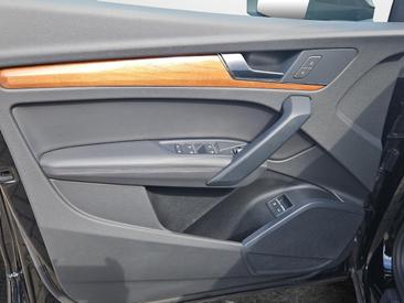 Audi Q5 50 TFSI E Quattro — photo 6
