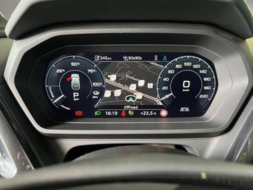 Audi Q4 E-tron 40 E-tron — photo 11