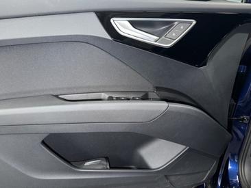 Audi Q4 E-tron 40 E-tron — photo 12