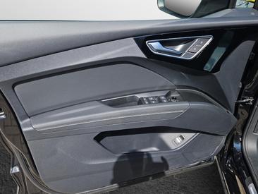 Audi Q4 E-tron 50 E-tron Quattro — photo 6