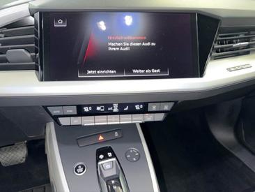 Audi Q4 E-tron 40 E-tron — photo 14