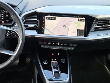 Audi Q4 E-tron 50 E-tron Quattro — photo 10