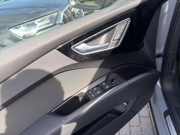 Audi Q4 E-tron 50 E-tron Quattro — photo 12