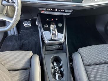 Audi Q4 E-tron 40 150 KW — photo 11