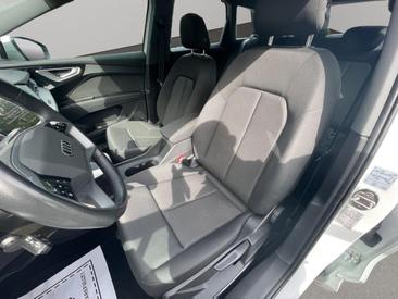 Audi Q4 E-tron 40 E-tron — photo 10